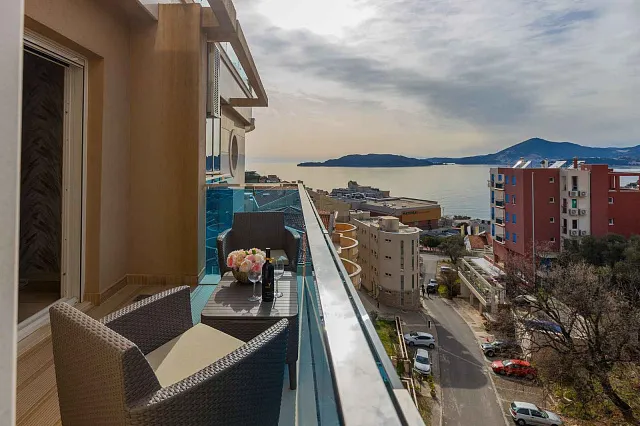 Luxuriöses Penthouse mit zwei Schlafzimmern in Pržno zu verkaufen! — photo 10
